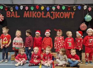 Przedszkolaki na Balu Mikołajkowym