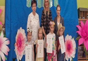 Finaliści konkursy wraz z jury